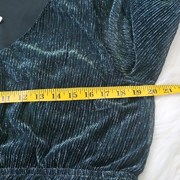 Maurices Green Sparkly Tiered Dress NWT - Picture 13 of 15